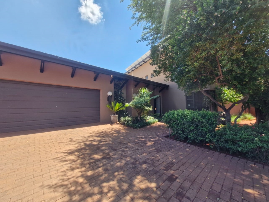 4 Bedroom Property for Sale in Kathu Northern Cape